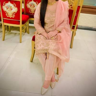 beautiful and pretty pink dress for sale