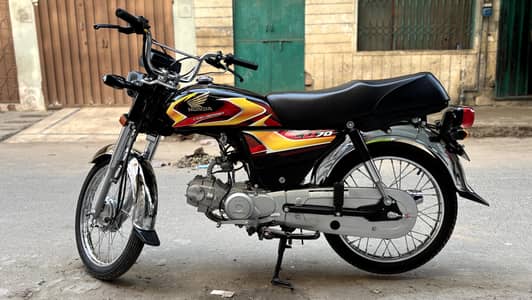 Honda CD 70 (Black Color)