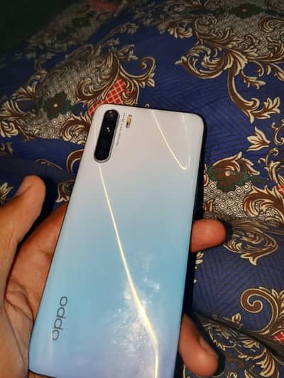 OPPO F15