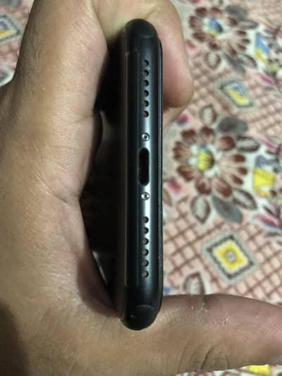 Apple iPhone XR