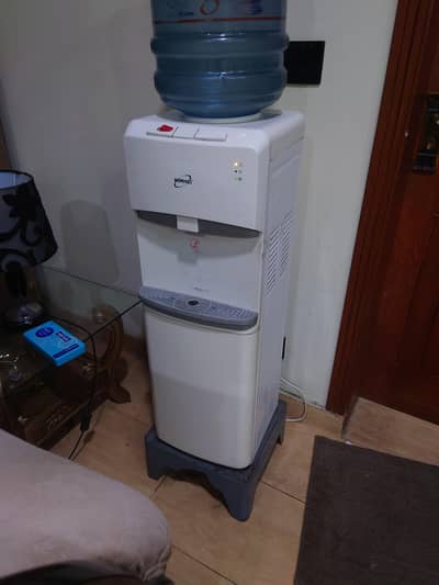 homages water dispenser