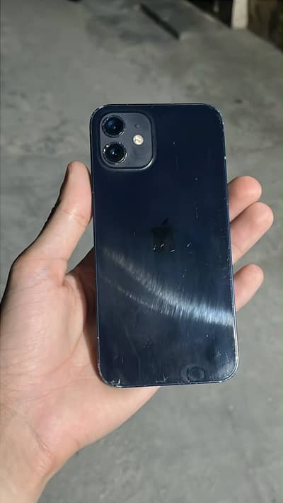 Apple iPhone 12