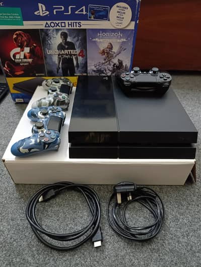 Ps4 [FAT] 500GB (Mint Condition) with 3 x Joysticks (ver 13.02)