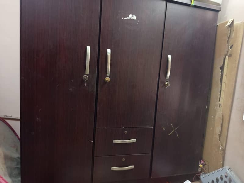 Wardrobe 0