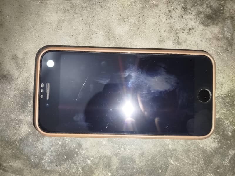 Apple iPhone 8 0