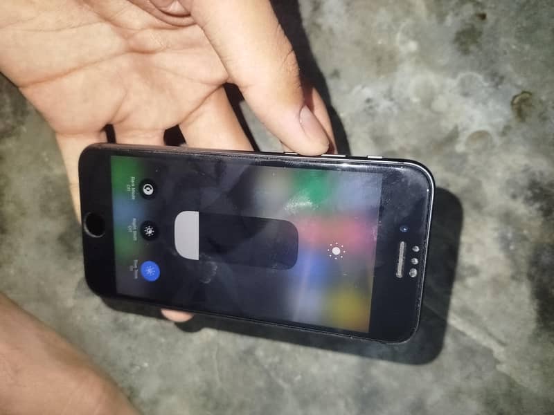 Apple iPhone 8 5