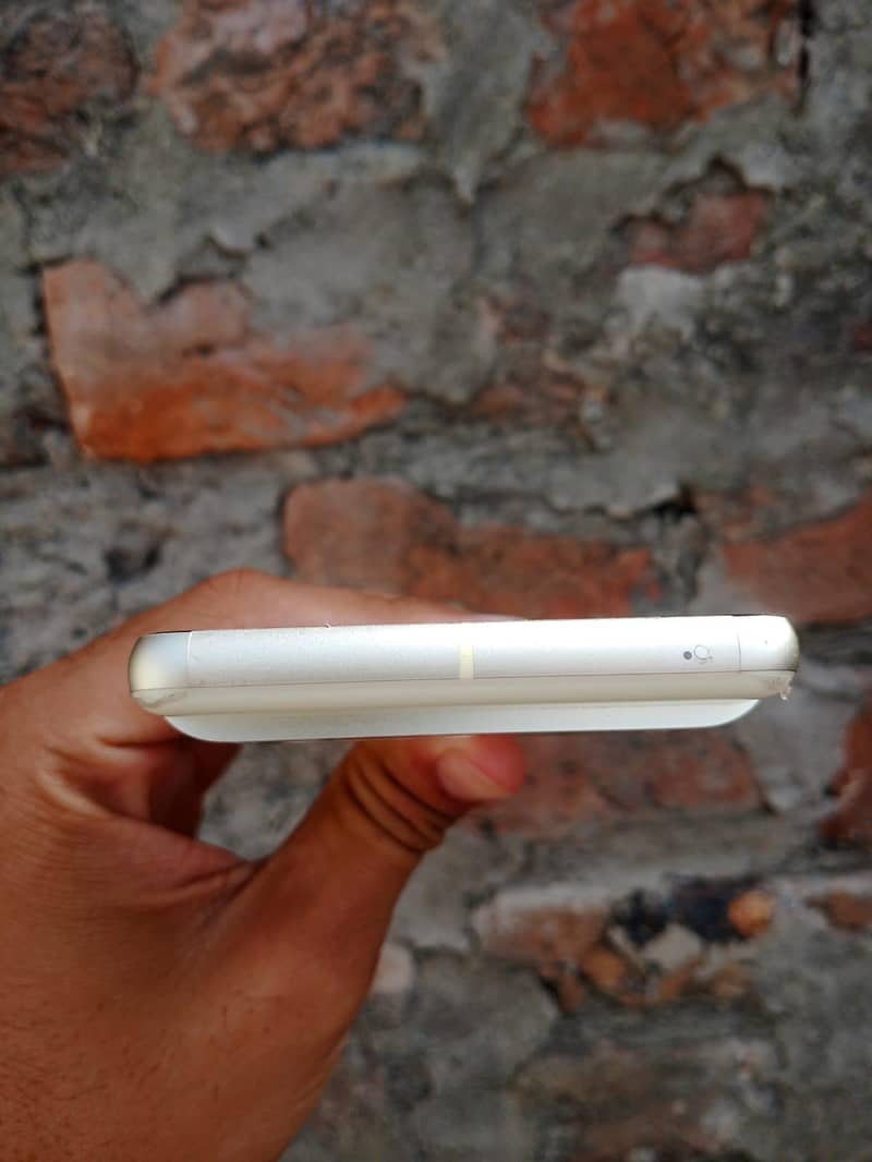 Google Pixel 7 3
