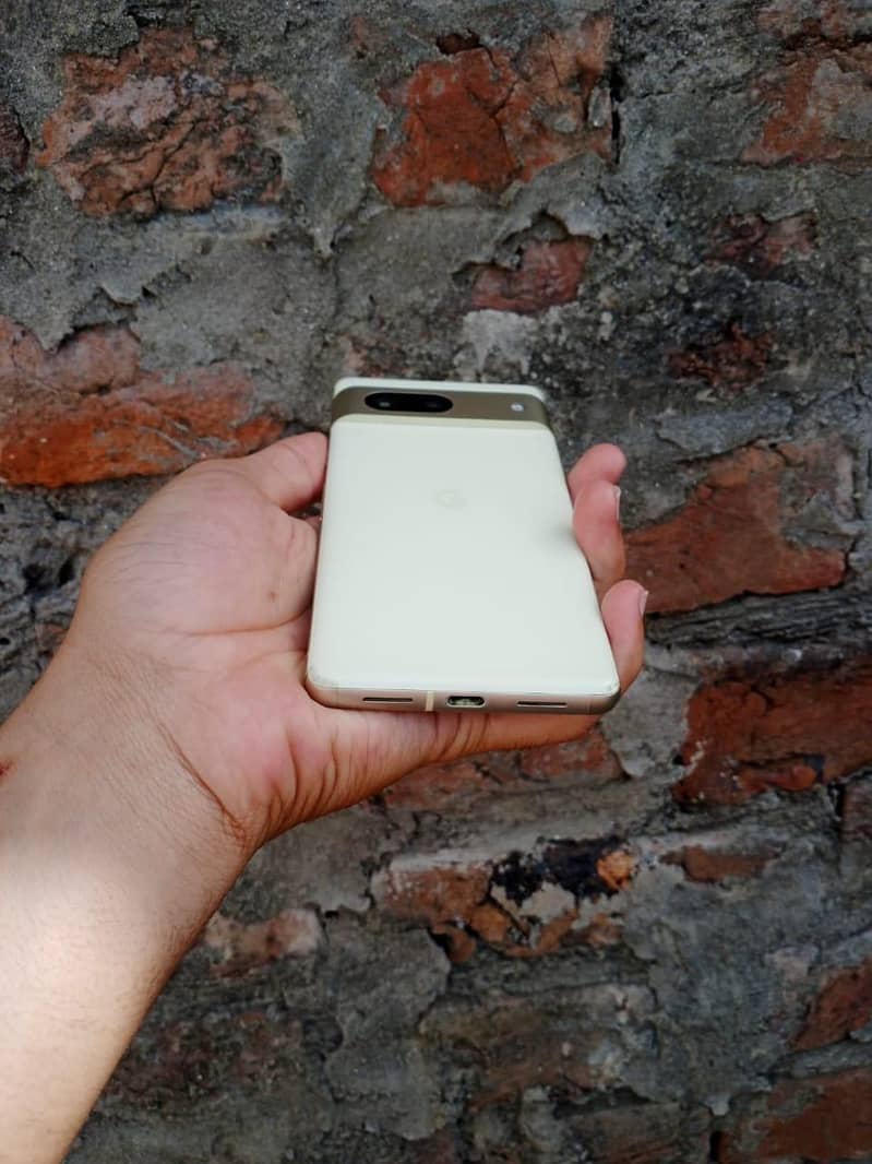 Google Pixel 7 5