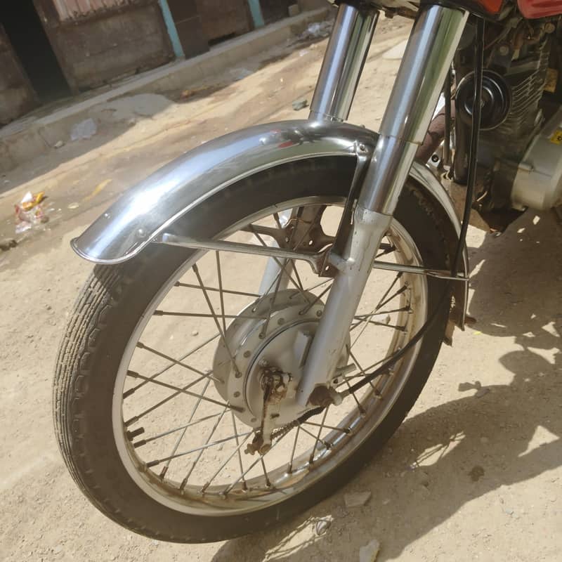 Unique 125 0