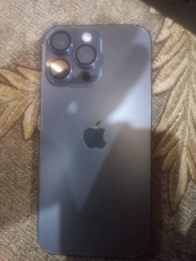 Apple iPhone 14 Pro Max 4