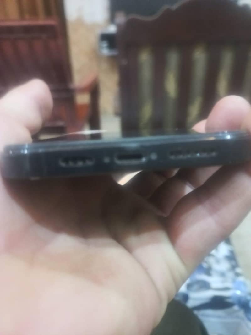Apple iPhone 14 Pro Max 7