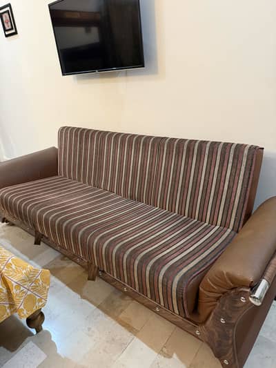 Diamond foam sofa cum bed in good condition
