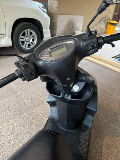 electric Scooty 1200W