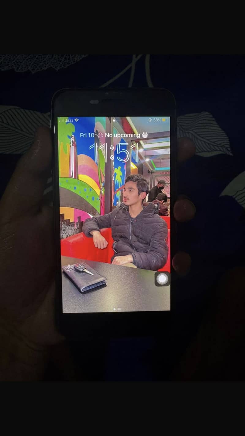 Apple iPhone 8 Plus 1