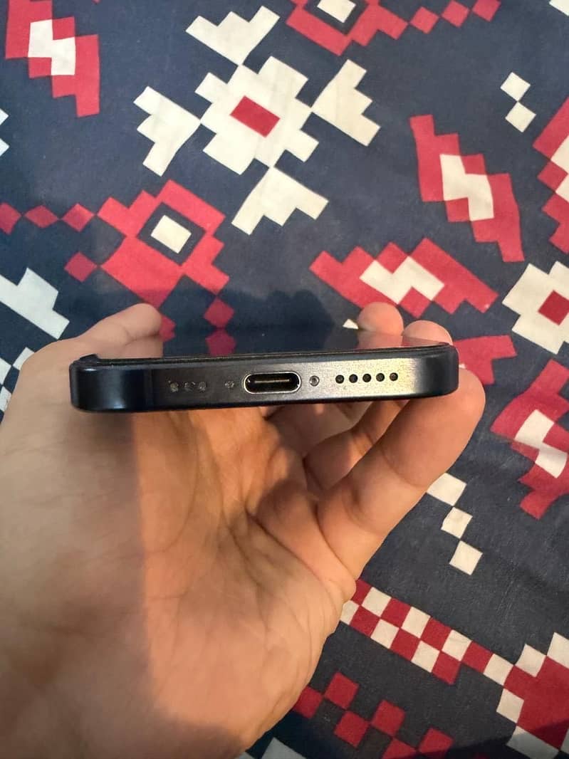 iPhone 15 Pro 5