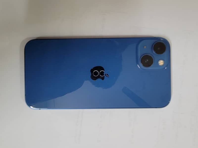 Apple iPhone 13 0