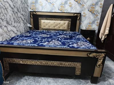 Bed set with Dressing or side tables