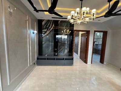 5 Marla House Available For Rent In Central Park Housing Scheme Lahore