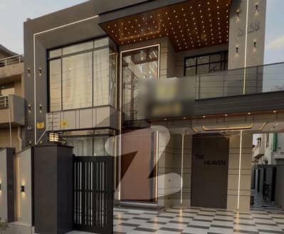 10 Marla Classical Design House For Sale In A-Block Central Park Housing Scheme Lahore Ferozpur Road. Facing Park Near To Market