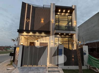 5 Marla Ultramodern House Available For Sale In Central Park Housing Scheme Lhr