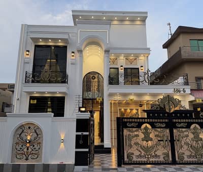 10 Marla Spanish Look Most Beautiful House For Sale In Central Park Facing Park