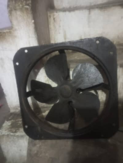 Full Size Exhaust Fan Kitchen Use Urgent For Sale