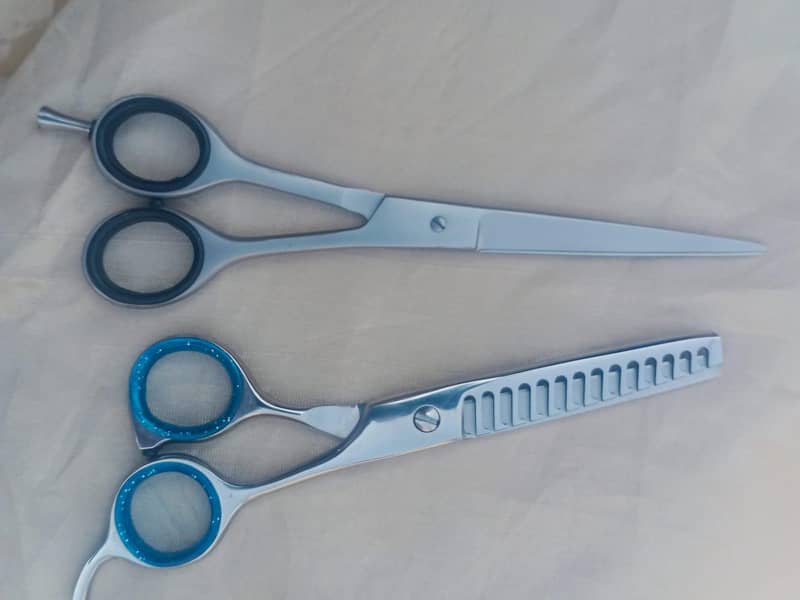 Scissors 1