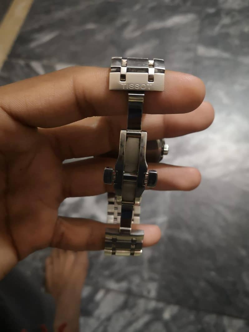 branded watch 2