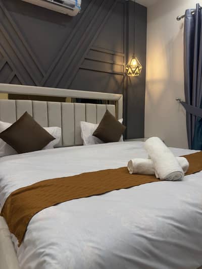 Family and couples friendly 1 bed apartment available call 03001893480
