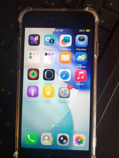 Apple iPhone SE