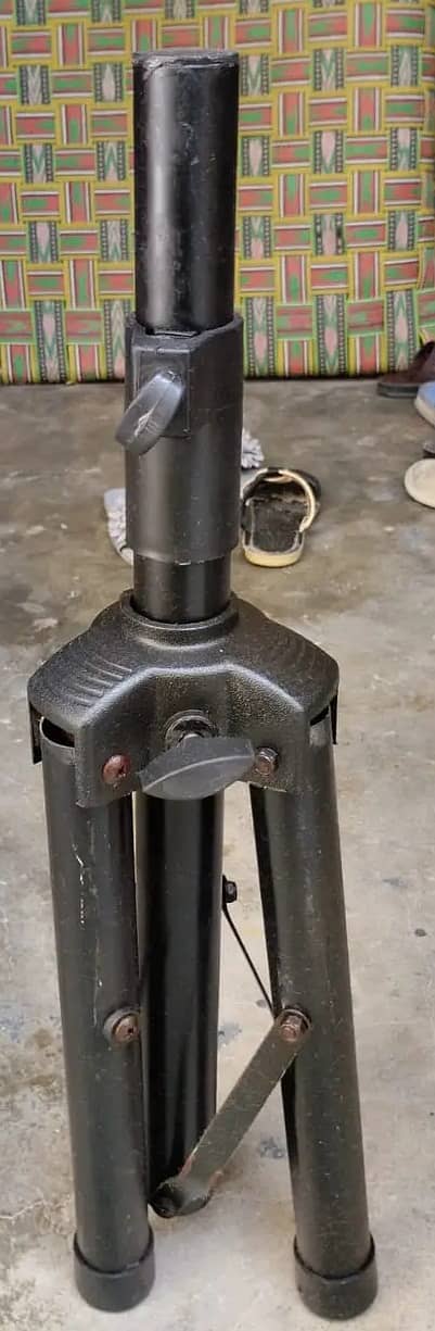 Audionic speaker stand and mic 1