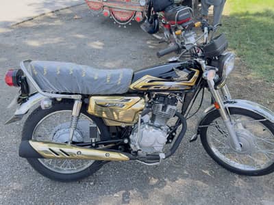HONDA 125 gold edition