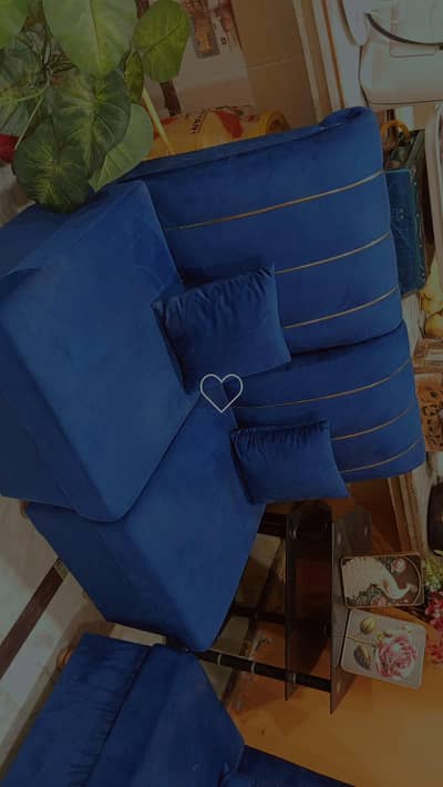 4 seater dark Blue sofa set with cushions