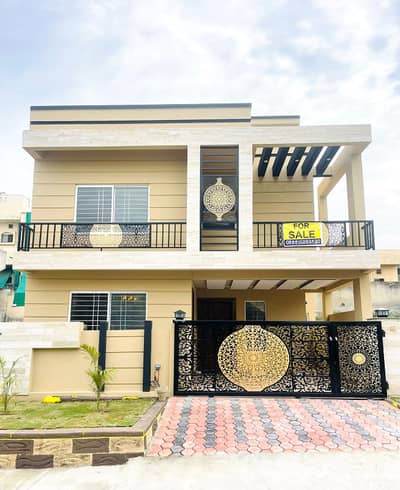 House For Sale With 2 Complete Unit