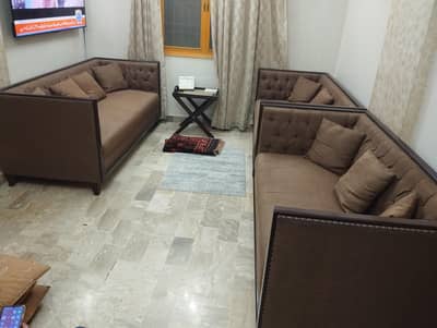 SOFA SET FOR SALE – 3 PCS, 8-SEATER