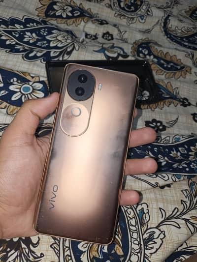 VIVO V40e