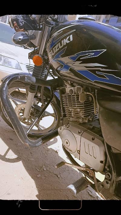 Suzuki GS 150 SE