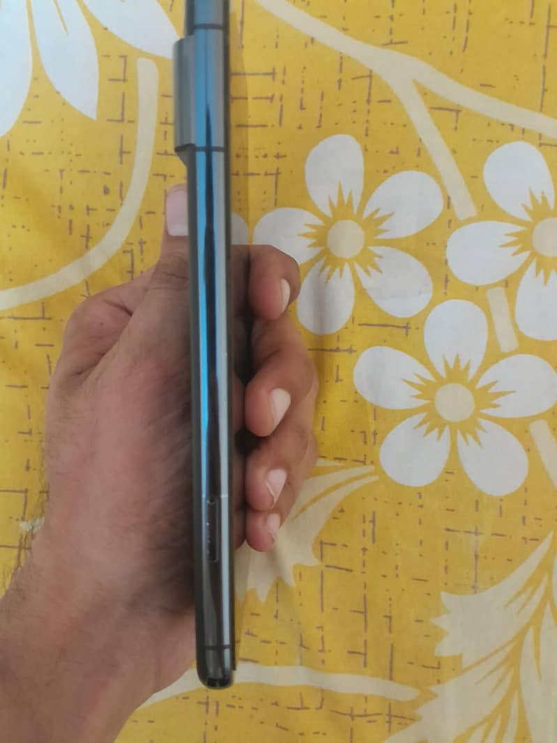 Google Pixel 8 Pro 2