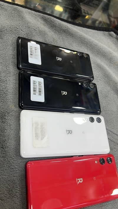 rakuten hand 5g japanese  model 4,128 non PTA