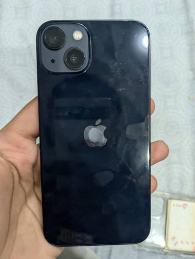 Apple iPhone 13