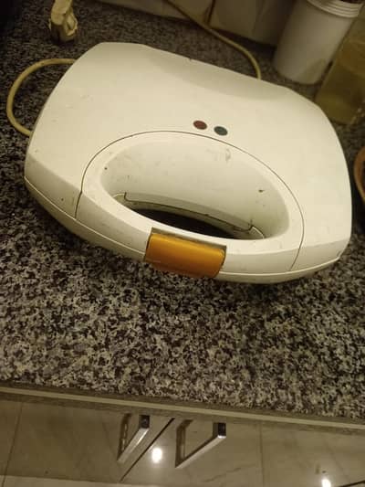 Black and Decker Sandwich Maker for sale