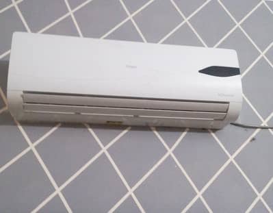 Haier 1.5 ton DC Inverter AC on (HSU-18SNZ/01DC(B)). available for sal
