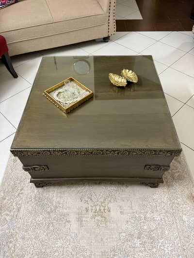 CENTRE TABLE FOR SALE
