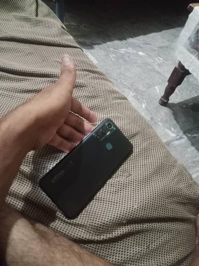 Infinix hot 4/128 full box
