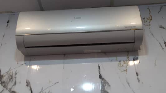 1 ton Haier Dc invertor