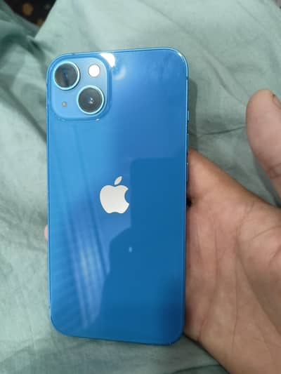 Apple iPhone 13