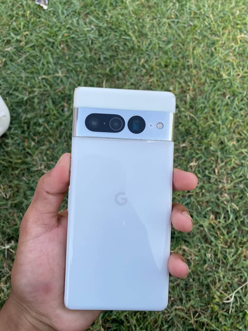 Google Pixel 7 Pro 0
