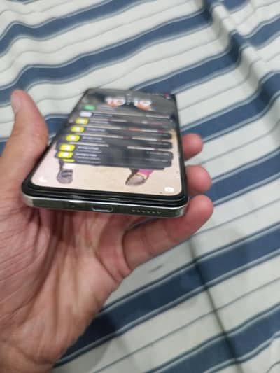 Vivo Y 29 8/256 with box