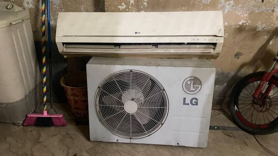 LG split Ac 0