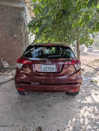 Honda Vezel 2015